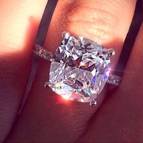 ✨Massive Square Stunner✨ - Picture 3 of 6